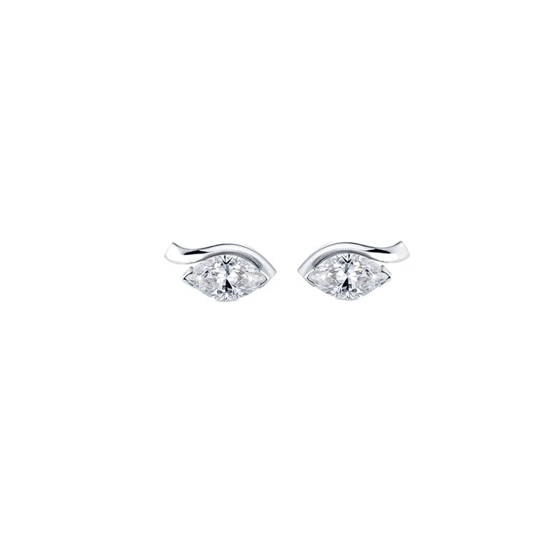 The Look of Love Diamond Earrings - Ilanzoni
