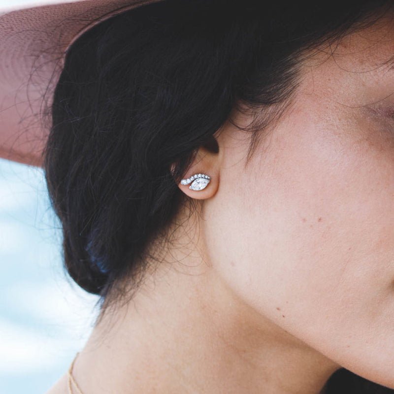 The Look Of Love Pavé Earrings - Ilanzoni